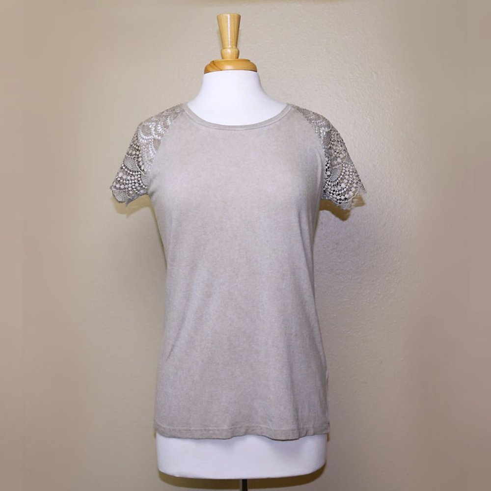 Dantelle Beige Lace Sleeve Knit Top